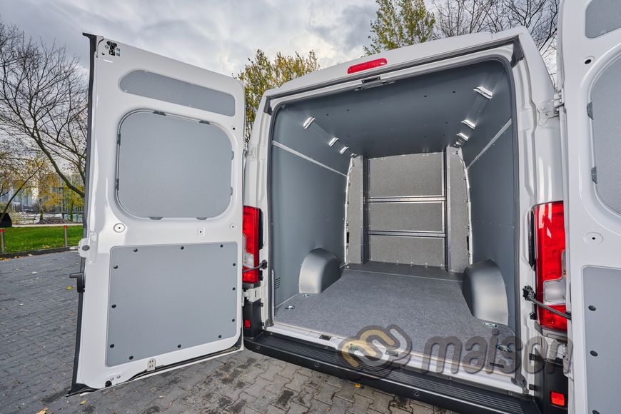 Накладки пластикові (HDPE) для захисту колісних арок (2 шт.) для Maison Movano Crew Cab L3