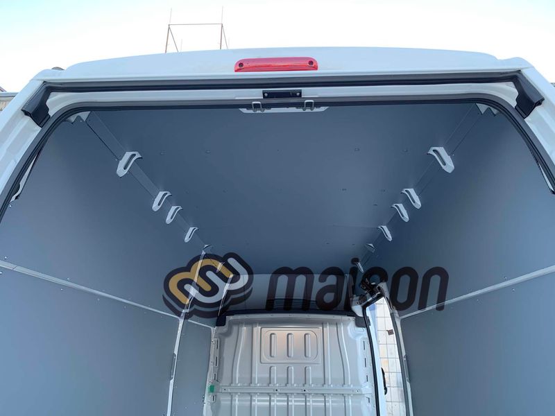 Стеля фургона Movano Maxi L4 (колісна база 4035мм, довжина вантажного відсіку 4070мм)