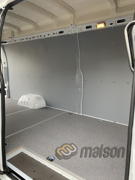 Фанерна обшивка стін фургона Master L4H2 (задній привід, колісна база 4332мм, довжина вантажного відсіку 4383мм), спарені колеса, ЛАМІНОВАНА, товщина 5 мм