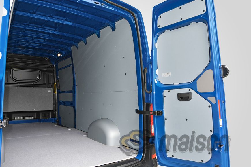 Пластикова обшивка стін фургона Crafter L4H3 (LR, задній/повний привід 4 х 4, довга колісна база 4490мм, довжина вантажного відсіку 4300мм), висота H3, одинарні колеса