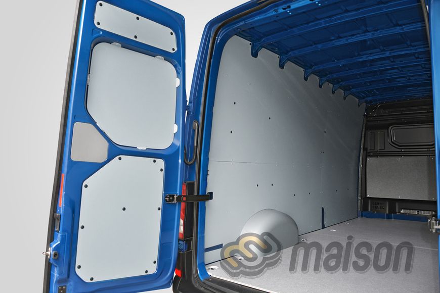 Plastic wall paneling Crafter L4H3 (LR, RWD 4x4, wheelbase 4490mm, load length 4300mm), single wheel