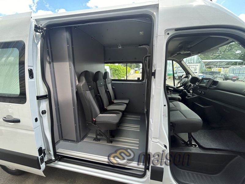 RENAULT MASTER L2H2 CREW CAB