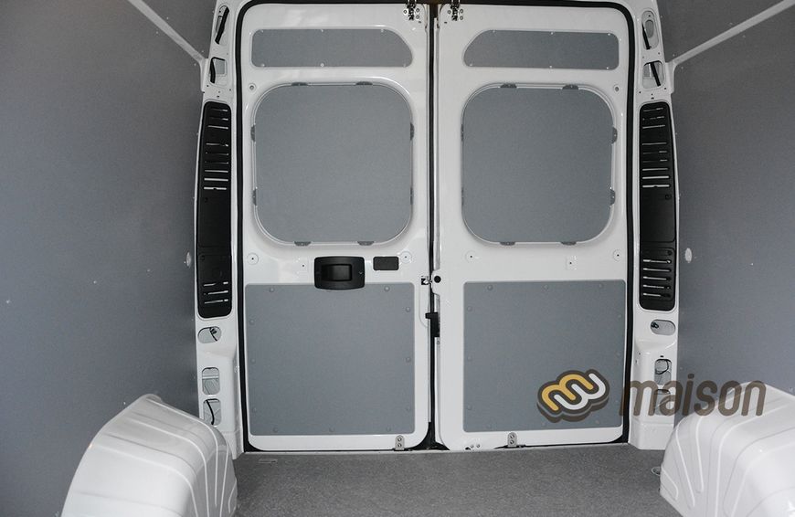 Пластикова обшивка стін фургона Movano L3 (колісна база 4035мм, довжина вантажного відсіку 3705мм)
