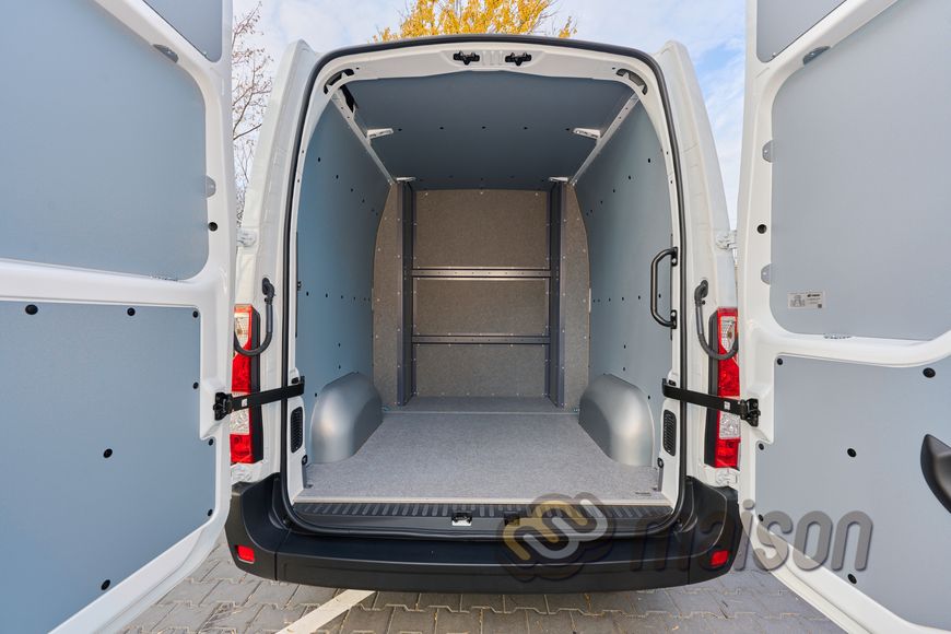 Пластикова обшивка стін вантажного відсіку фургона Maison Master Crew Cab L2 (колісна база 3682 мм, довжина вантажного відсіку 1850 мм)