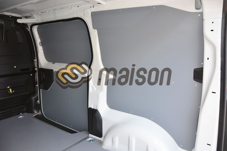 Пластикова обшивка стін фургона Jumpy M L2H1 (колісна база 3275мм, довжина вантажного відсіку 2512мм)