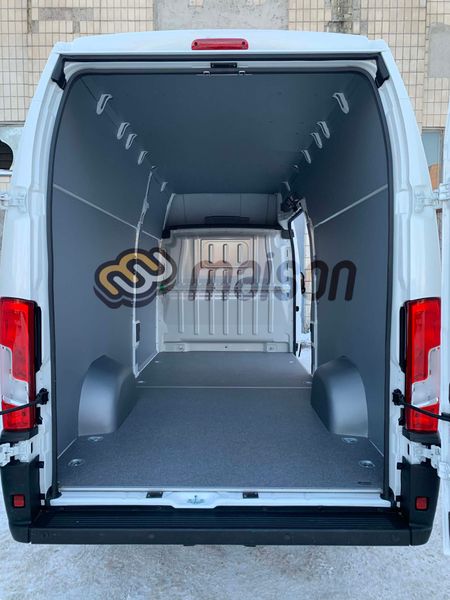 Ceiling Jumper L4 (wheelbase 4035mm, load length 4070mm)