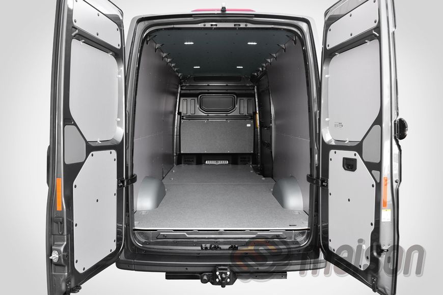 Laminated plywood wall paneling TGE L4H3 (LR, RWD 4x4, wheelbase 4490mm, load length 4300mm), twin wheels, thickness 5mm
