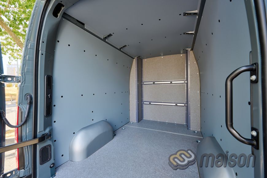 КОМПЛЕКТ 2в1 вантажного відсіку (підлога + стіни) фургона Maison Master Crew Cab L3 (колісна база 4332 мм, довжина вантажного відсіку 2500 мм)