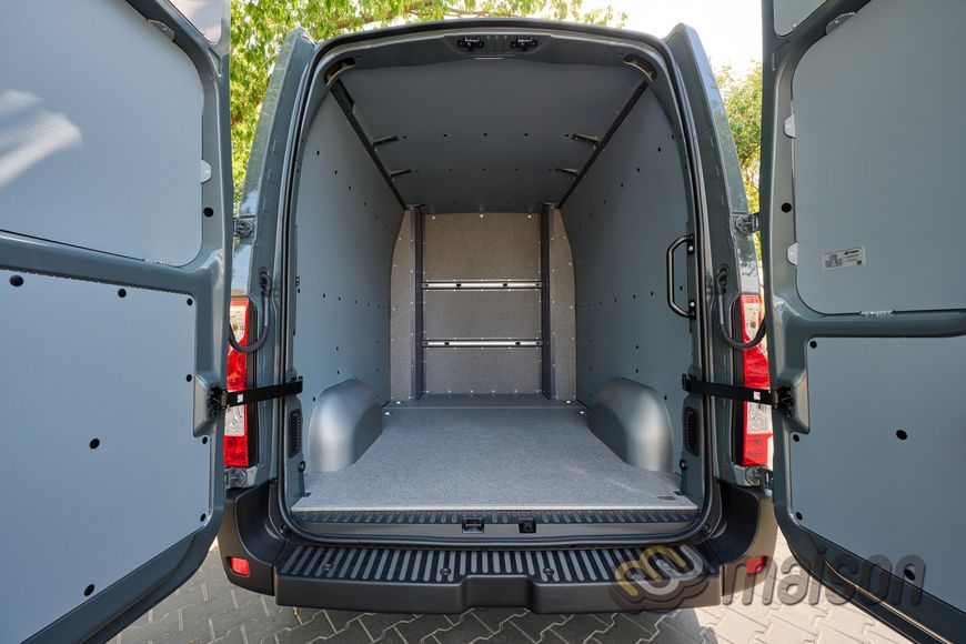 KIT 2in1 floor + walls Maison Master Crew Cab L3 (wheelbase 4332mm, load length 2500mm)