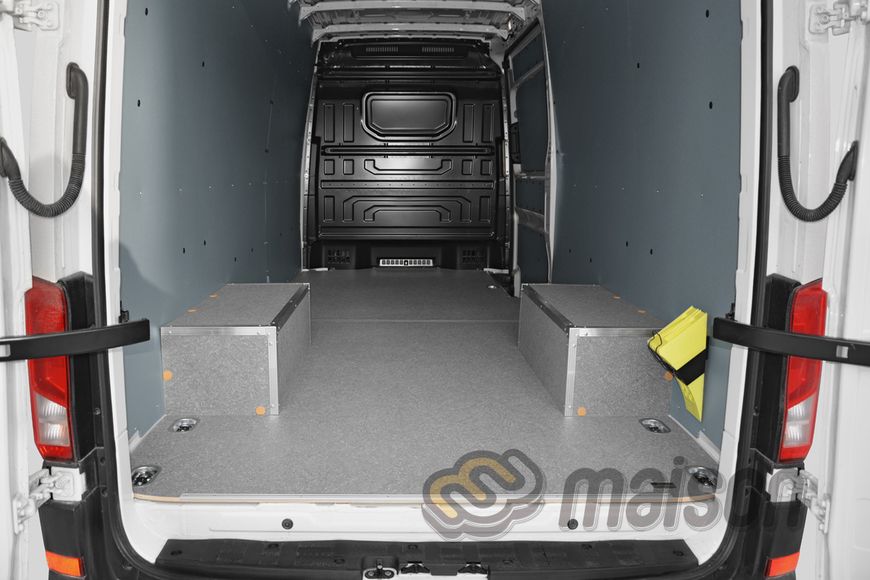 Пластикова обшивка стін фургона Crafter L4H3 (LR, задній/повний привід 4 х 4, довга колісна база 4490мм, довжина вантажного відсіку 4300мм), висота H3, спарені колеса