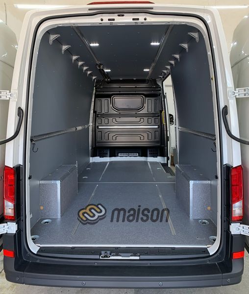 Flooring with lashing rails Crafter L5 (LR UH, RWD 4x4, long wheelbase 4490mm, load length 4855mm), single wheel, longitudinal