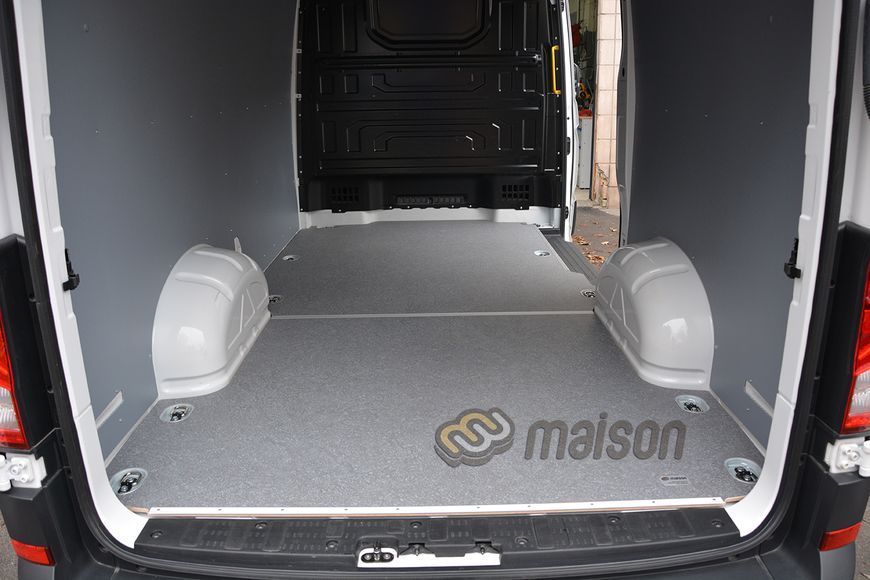KIT 2in1 floor + walls TGE L3H2/H3 (MR, FWD, wheelbase 3640mm, load length 3450mm)