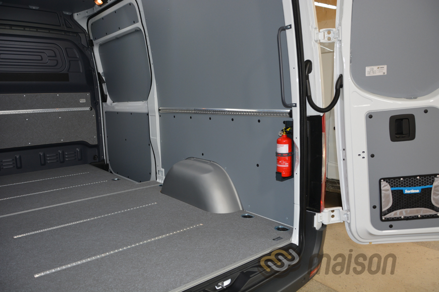 Flooring with lashing rails Sprinter new L4 extra long (RWD, wheelbase 4325mm, load length 4707mm), single wheel, cross