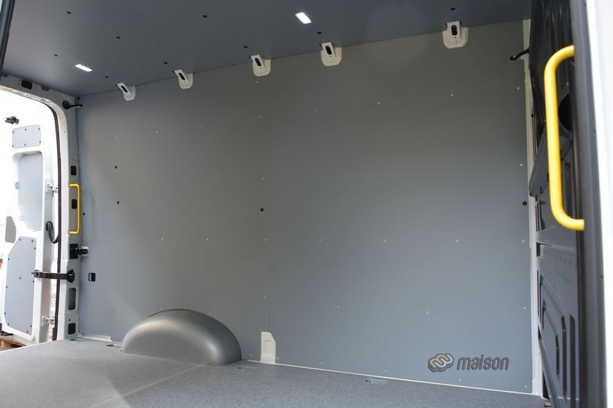 Plastic wall paneling TGE L3H2/H3 (wheelbase 3640mm, load length 3450mm)