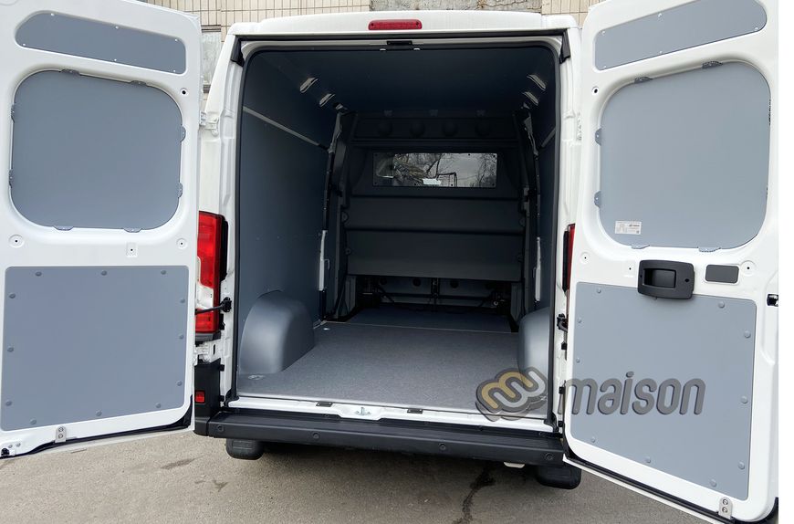 Пластикова обшивка стін фургона Movano Crew Cab L2 (колісна база 3450мм, довжина вантажного відсіку 1790мм)
