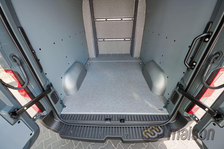 Накладки пластикові (HDPE) для захисту колісних арок (2 шт.) для Maison Master Crew Cab L3