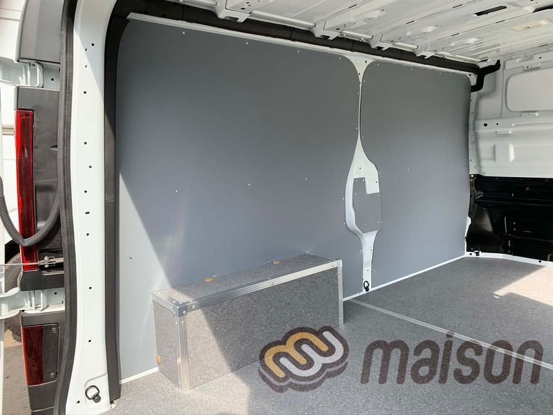 Пластикова обшивка стін фургона Talento довгий L2 (колісна база 3498мм, довжина вантажного відсіку 2937мм)