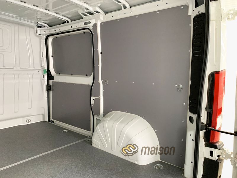 Фанерна обшивка стін фургона Movano L1H1 (колісна база 3000мм, довжина вантажного відсіку 2670мм) ЛАМІНОВАНА, товщина 5 мм