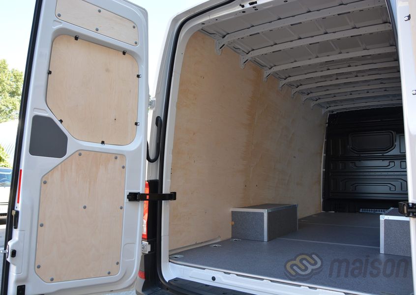 Фанерна обшивка стін фургона Crafter L5H3 (LR UH, задній/повний привід 4 х 4, довга колісна база зі звисом 4490мм, довжина вантажного відсіку 4855мм) БЕЗ ПОКРИТТЯ, товщина 5 мм, одинарні колеса