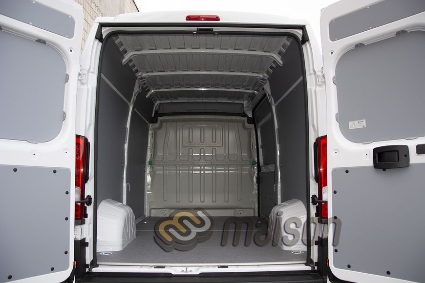 Plastic wall paneling Boxer L2H1 (wheelbase 3450mm, load length 3120mm)