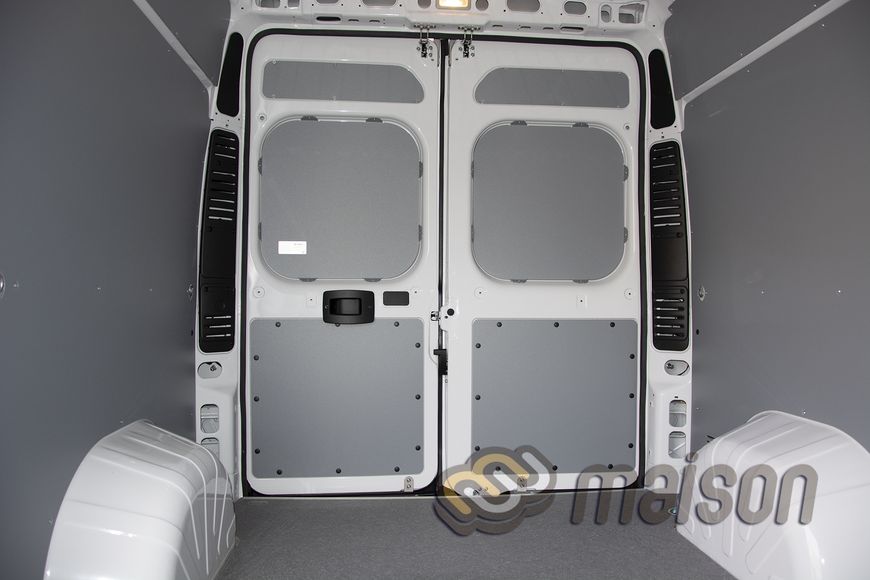 Plastic wall paneling Boxer L2H1 (wheelbase 3450mm, load length 3120mm)