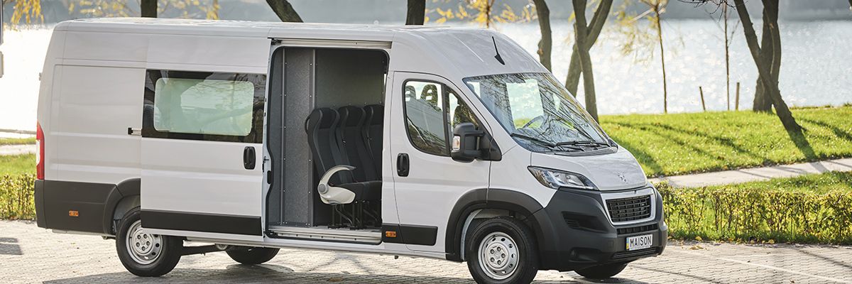 Мейсон розпочинає виробництво вантажопасажирських фургонів до 7 місць на базі Peugeot Boxer! фото