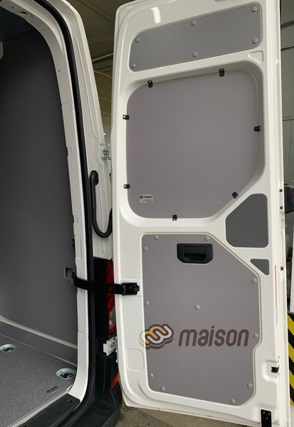 Laminated plywood wall paneling Crafter L5H3 (LR, RWD 4x4, wheelbase 4490mm, load length 4855mm), single wheel, thickness 5mm