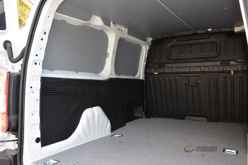 Пластикова обшивка стін фургона Partner L2H1 (колісна база 2975мм, довжина вантажного відсіку 2167мм)