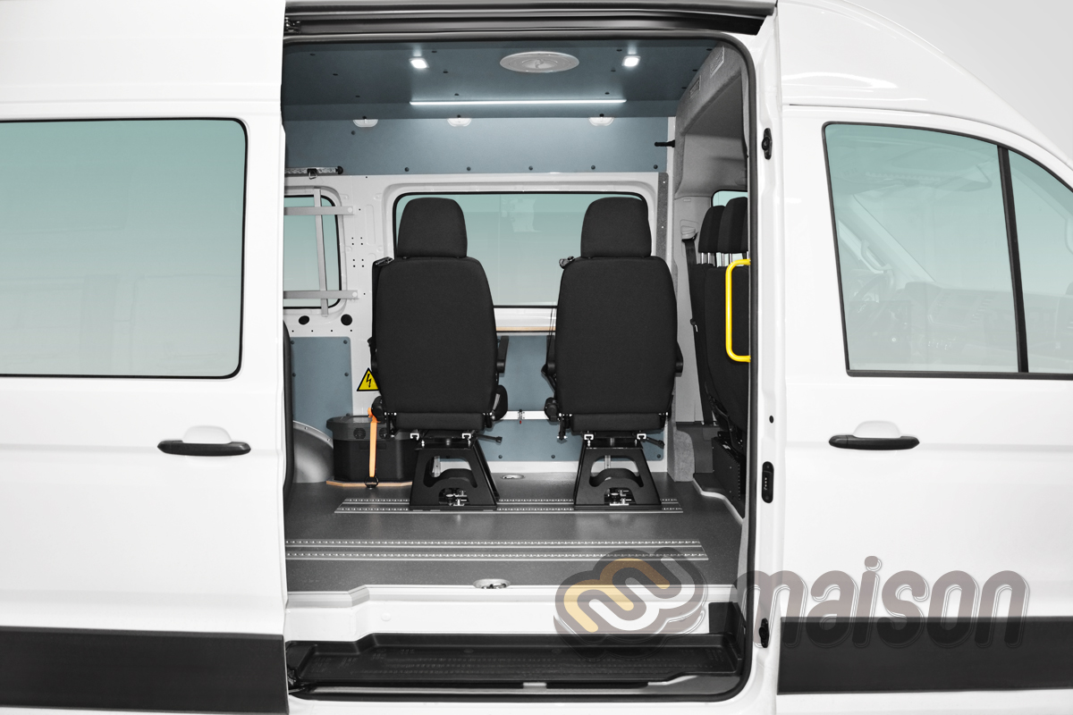 Варіанти розміщення сидінь у вантажопасажирському Volkswagen Crafter